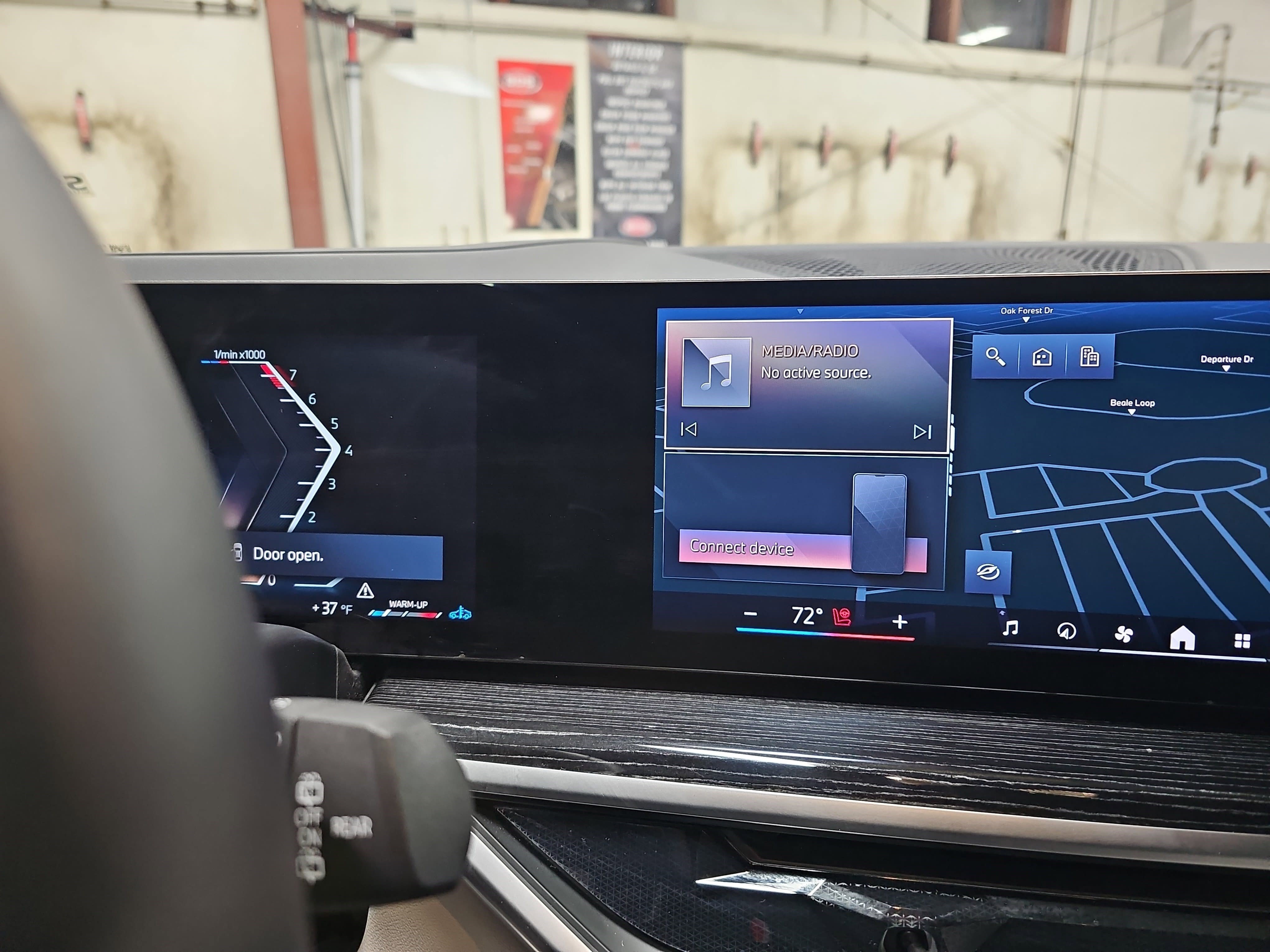 Used 2025 BMW X5 xDrive40i w/ M Sport Package image 23