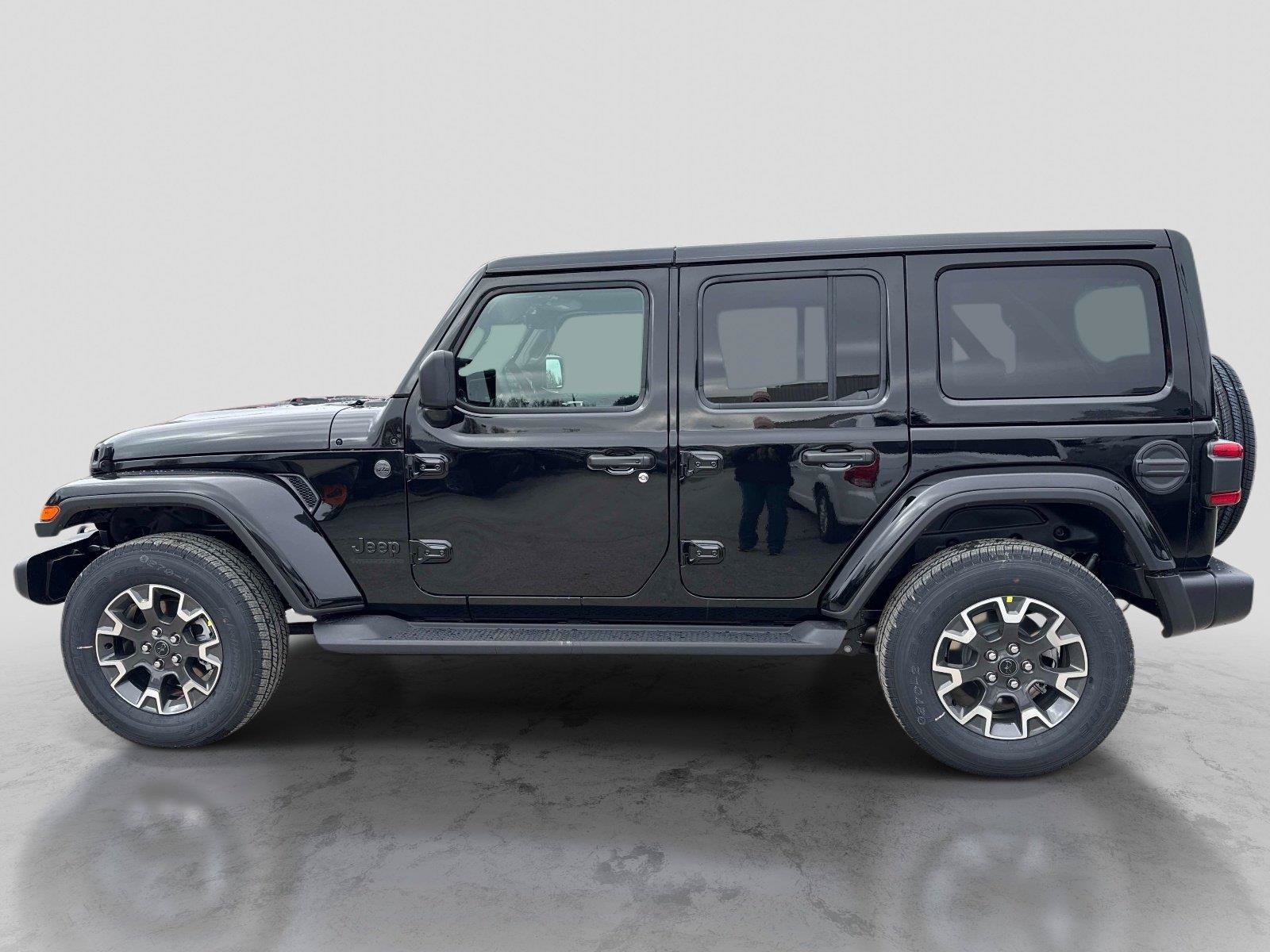 New 2026 Jeep Wrangler Unlimited Sahara AWD/4WD image 8