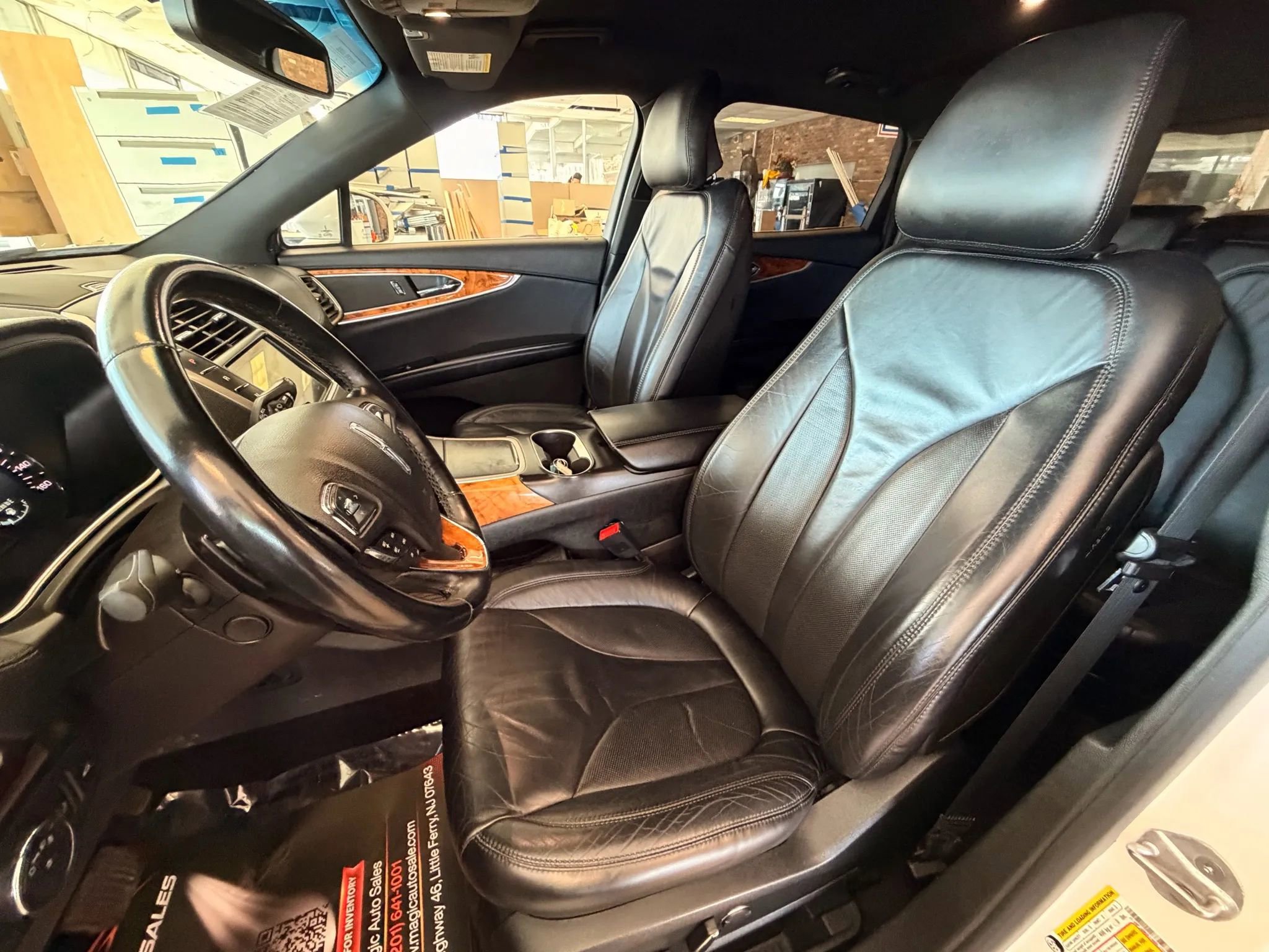 Used 2017 Lincoln MKX Select w/ Select Plus Package image 55