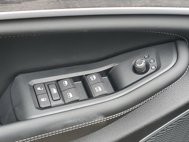 New 2026 Jeep Grand Cherokee Limited AWD/4WD image 17