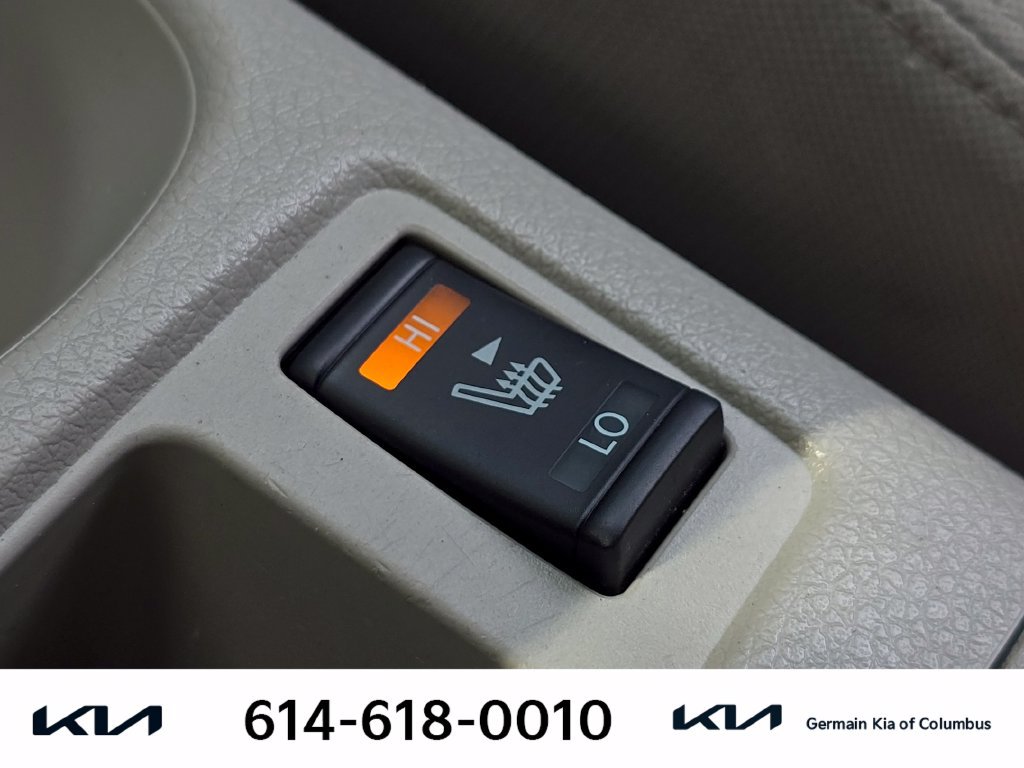 Used 2022 Nissan Rogue Sport SV AWD/4WD image 30