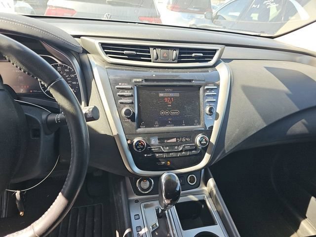 Used 2023 Nissan Murano SV FWD image 8