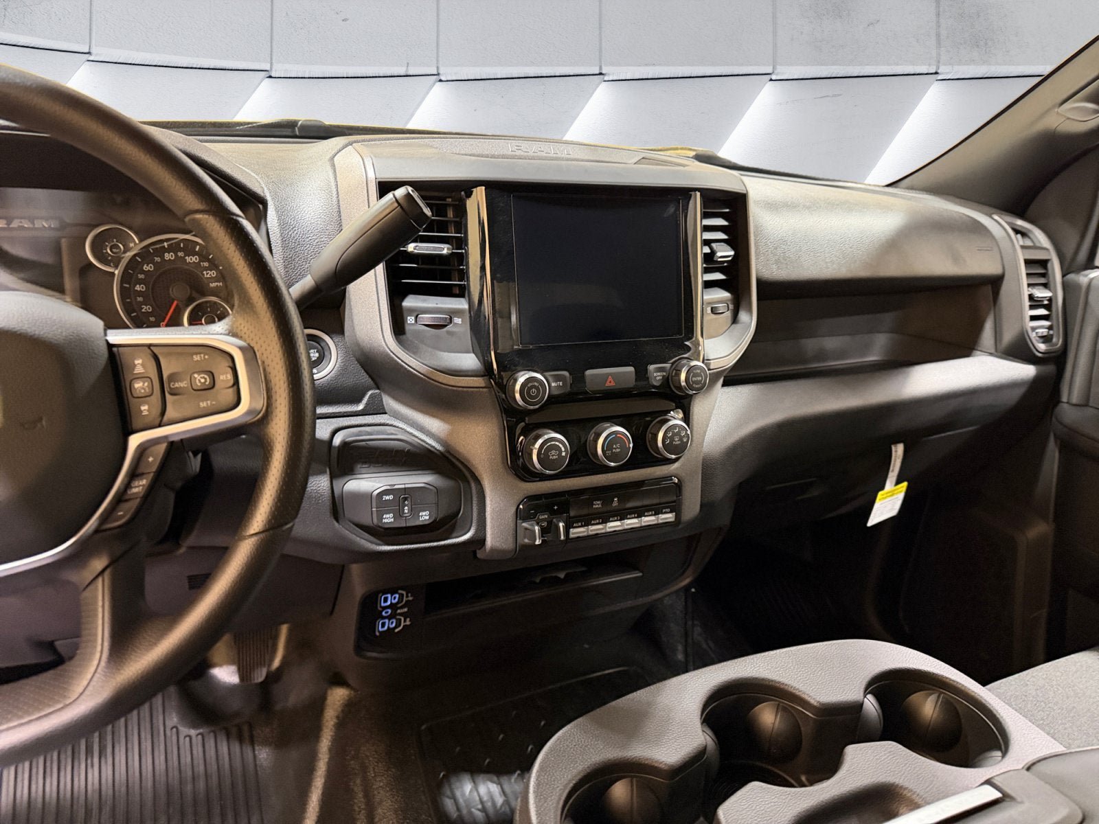 New 2026 RAM 3500 Tradesman AWD/4WD image 11