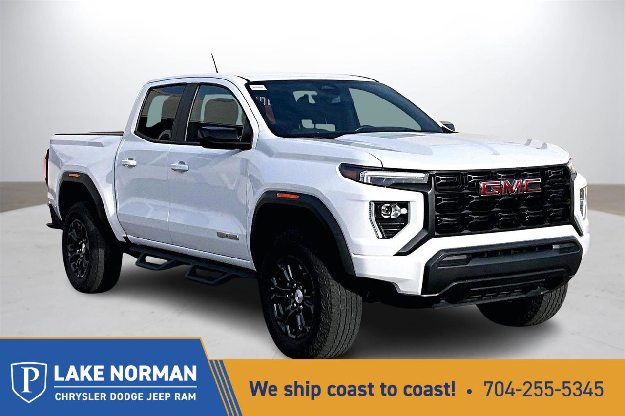 Used 2024 GMC Canyon Elevation w/ Trailering Package image 1