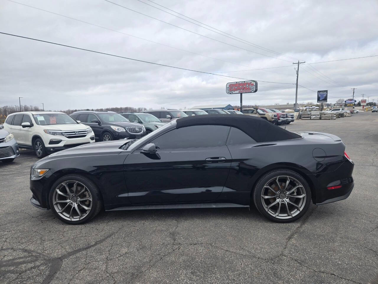Used 2015 Ford Mustang Premium w/ Equipment Group 201A image 5