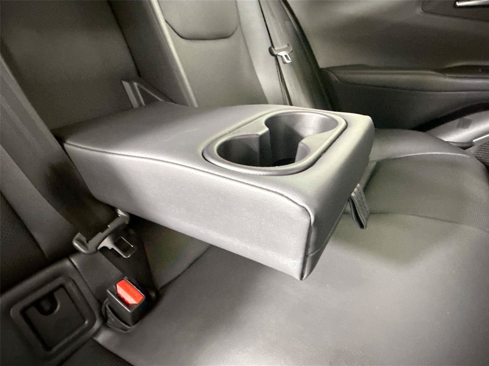 Certified 2025 Toyota Prius XLE FWD image 47