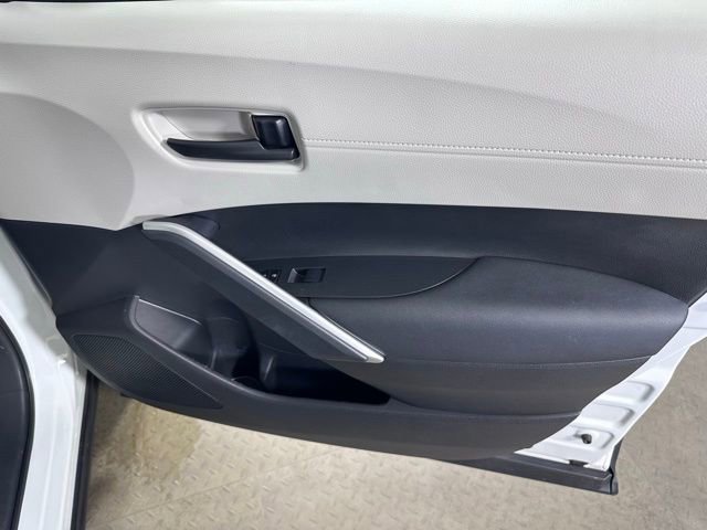 Used 2023 Toyota Corolla Cross L image 9