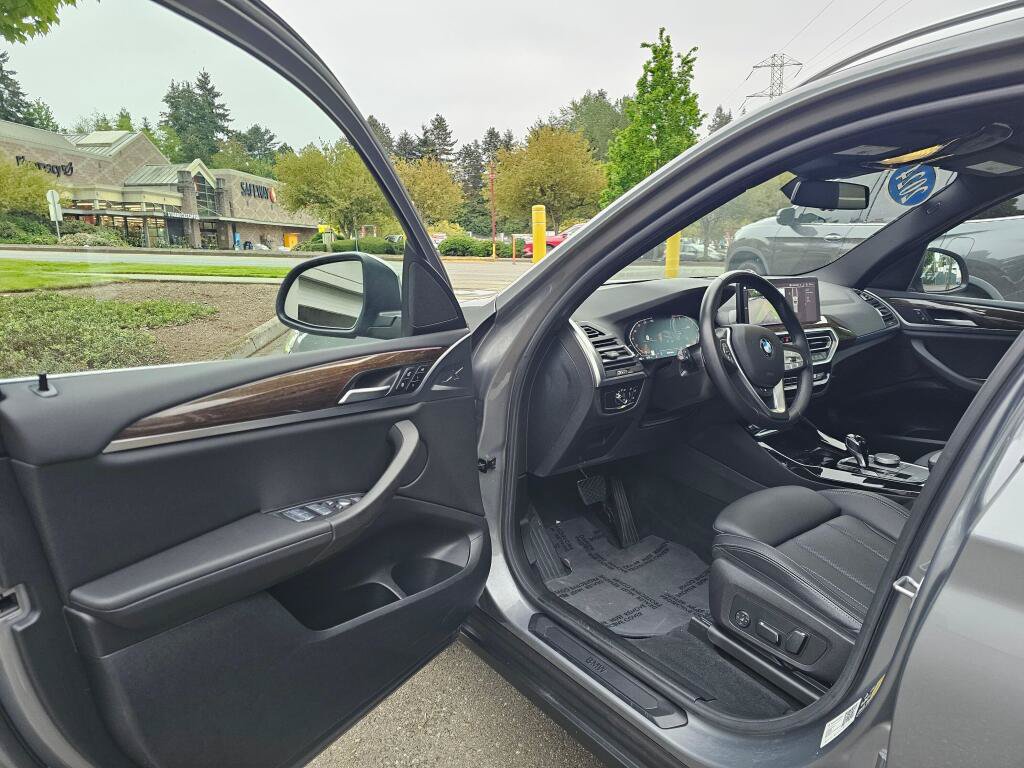 Used 2024 BMW X3 xDrive30i AWD/4WD image 21