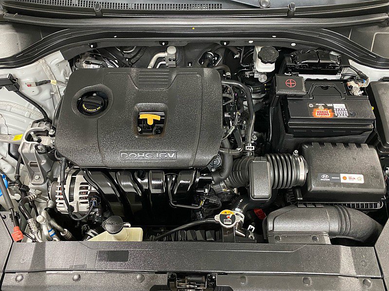 Used 2019 Hyundai Elantra SE image 15