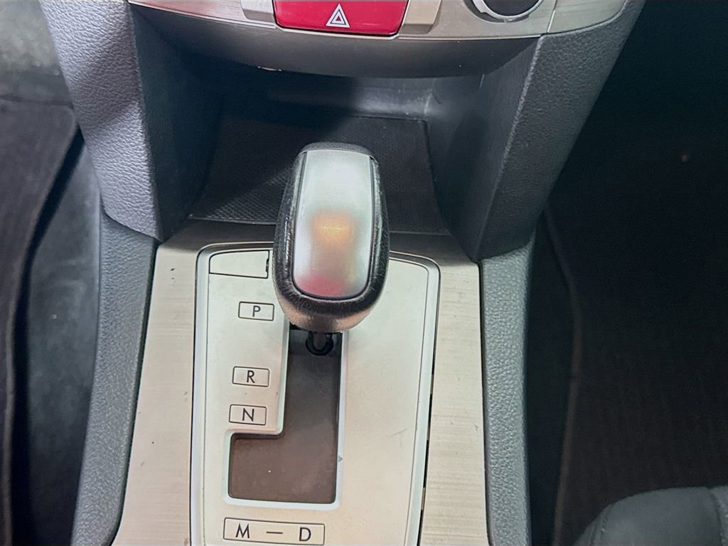 Used 2013 Subaru Outback 2.5i Premium w/ All-Weather Pkg image 15