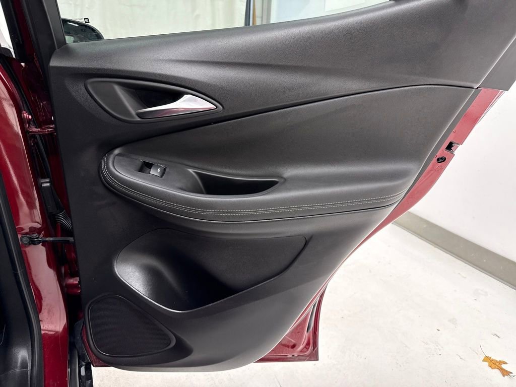 Used 2024 Buick Encore GX Sport Touring image 11