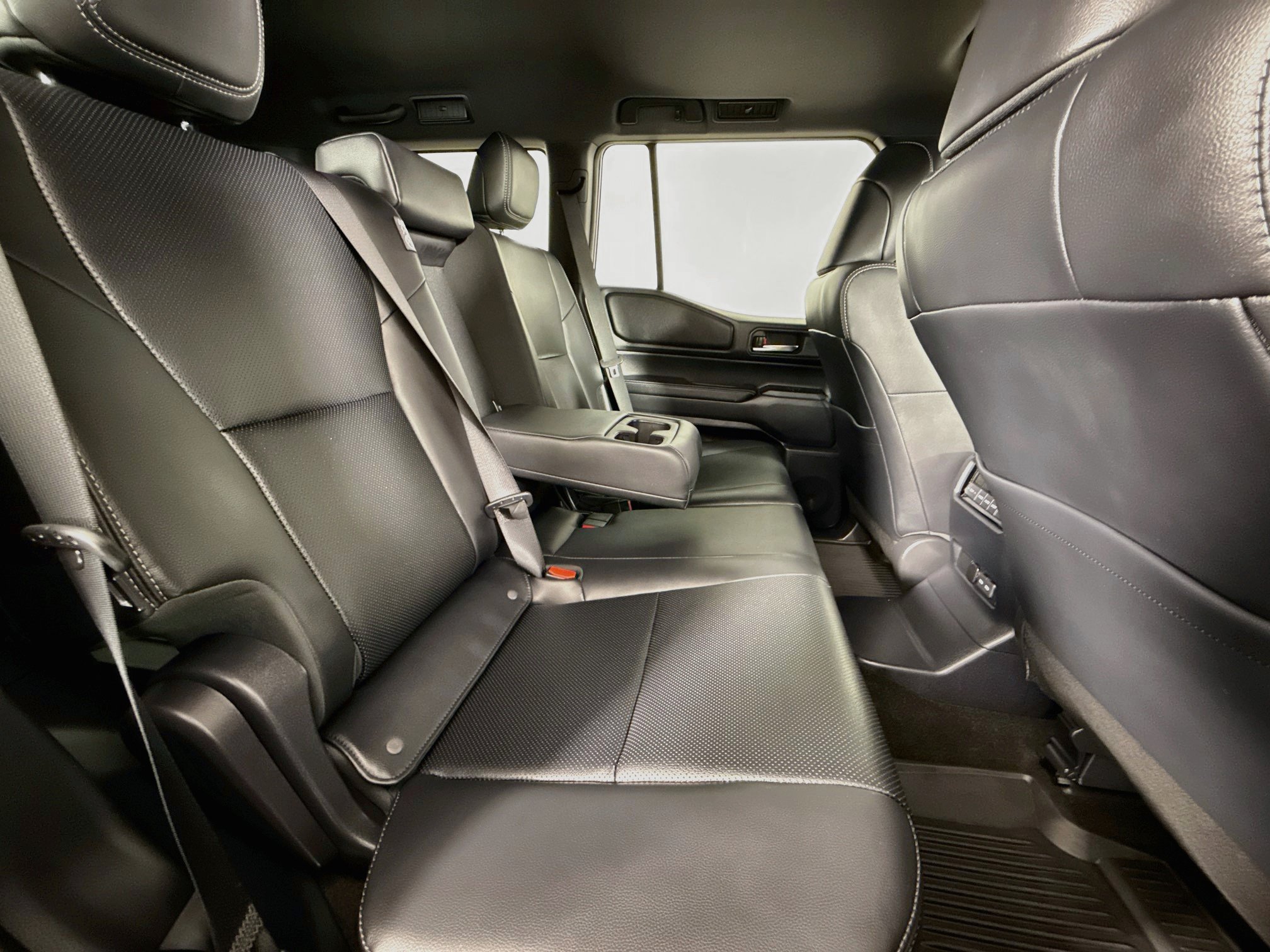 Used 2024 Toyota Land Cruiser AWD/4WD image 30