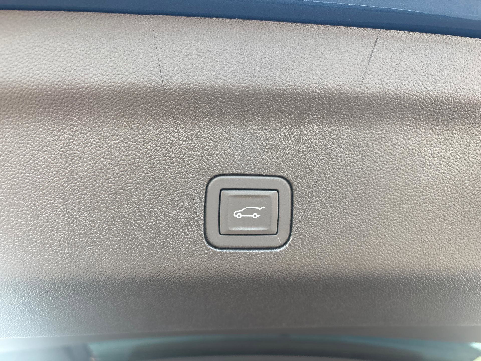 New 2025 Chevrolet Tahoe Premier image 12