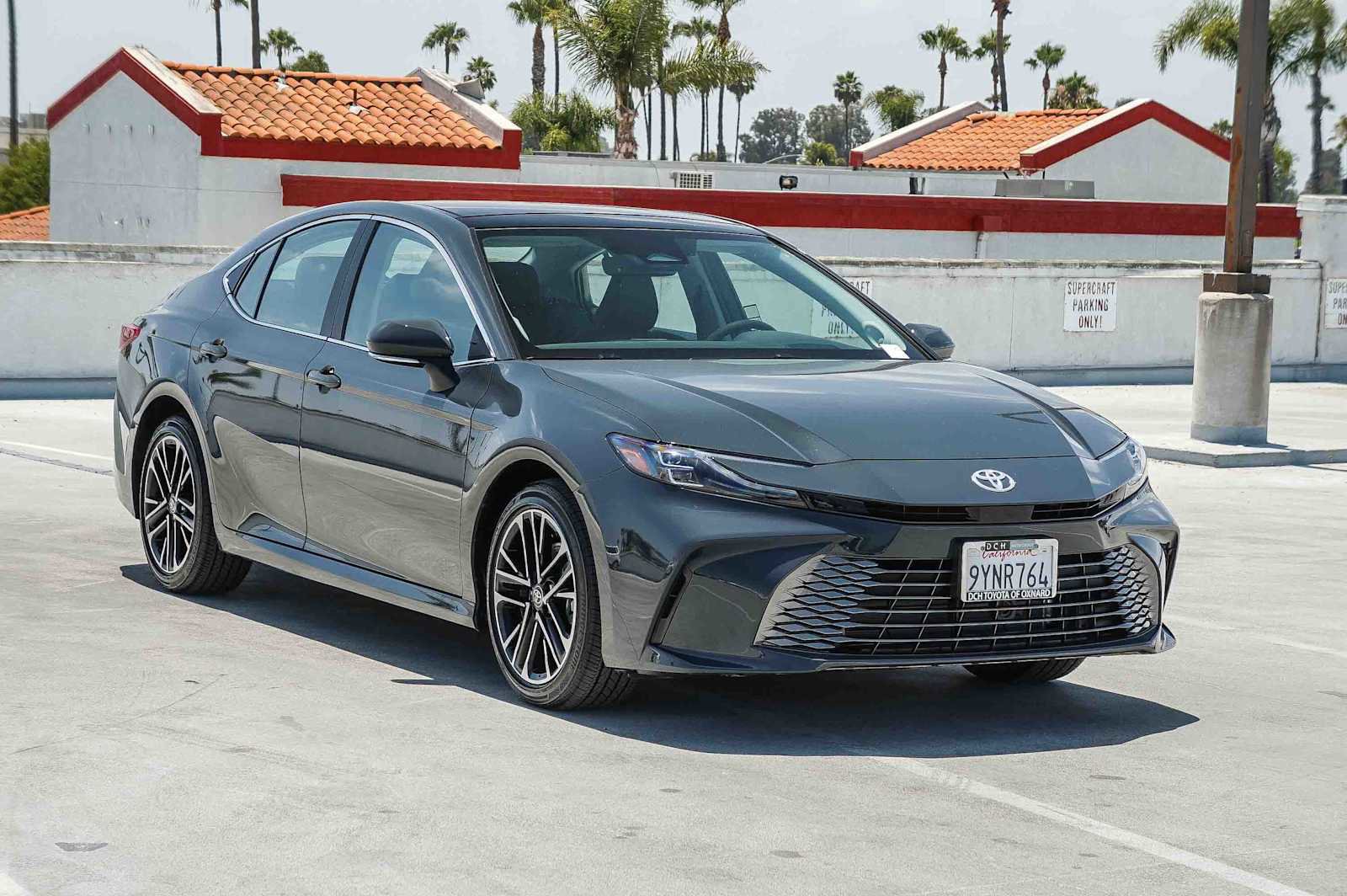 Used 2026 Toyota Camry XLE w/ Premium Package FWD image 4
