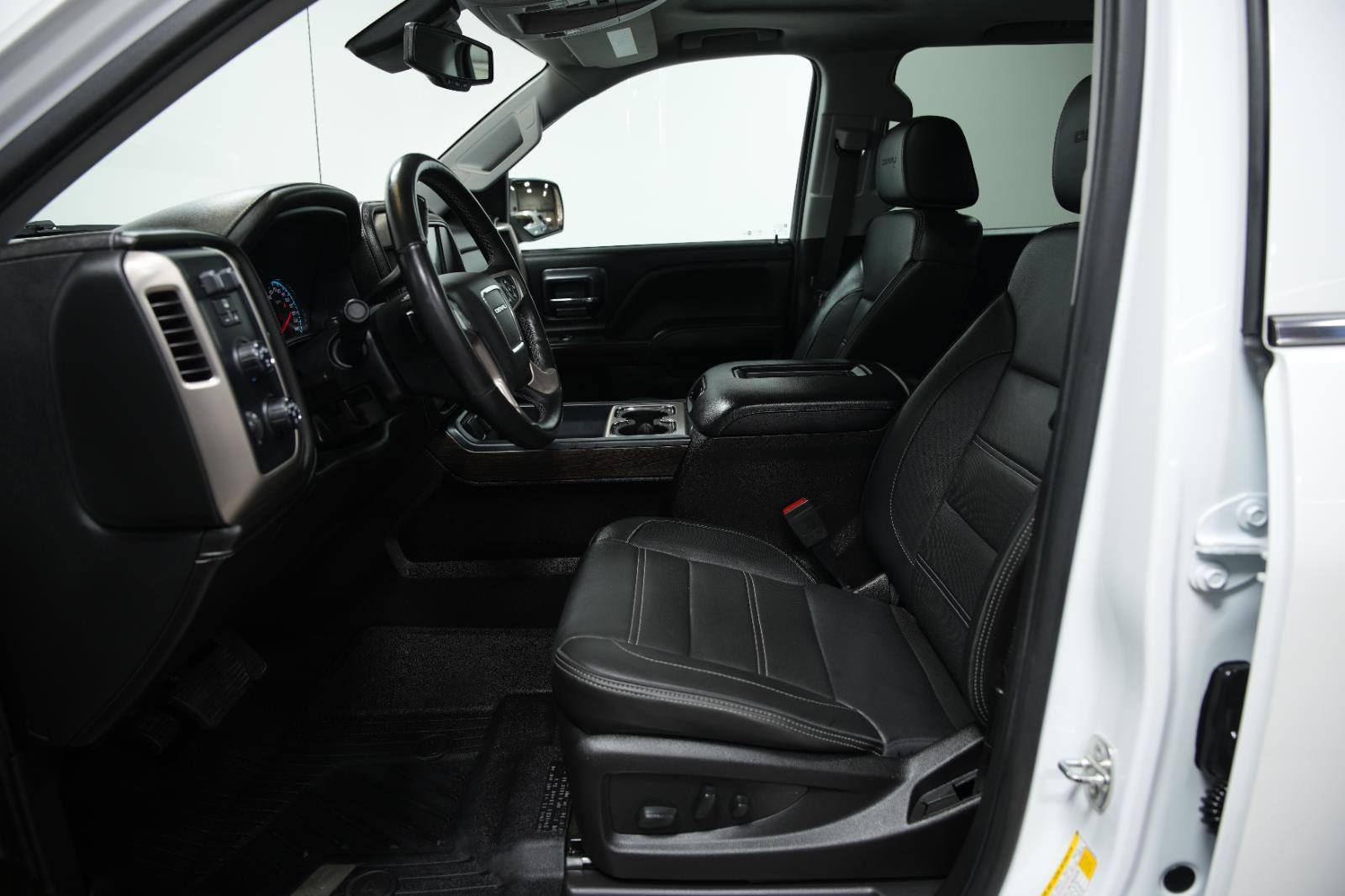 Used 2018 GMC Sierra 1500 Denali w/ Denali Ultimate Package image 28