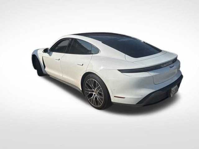 Used 2023 Porsche Taycan image 6