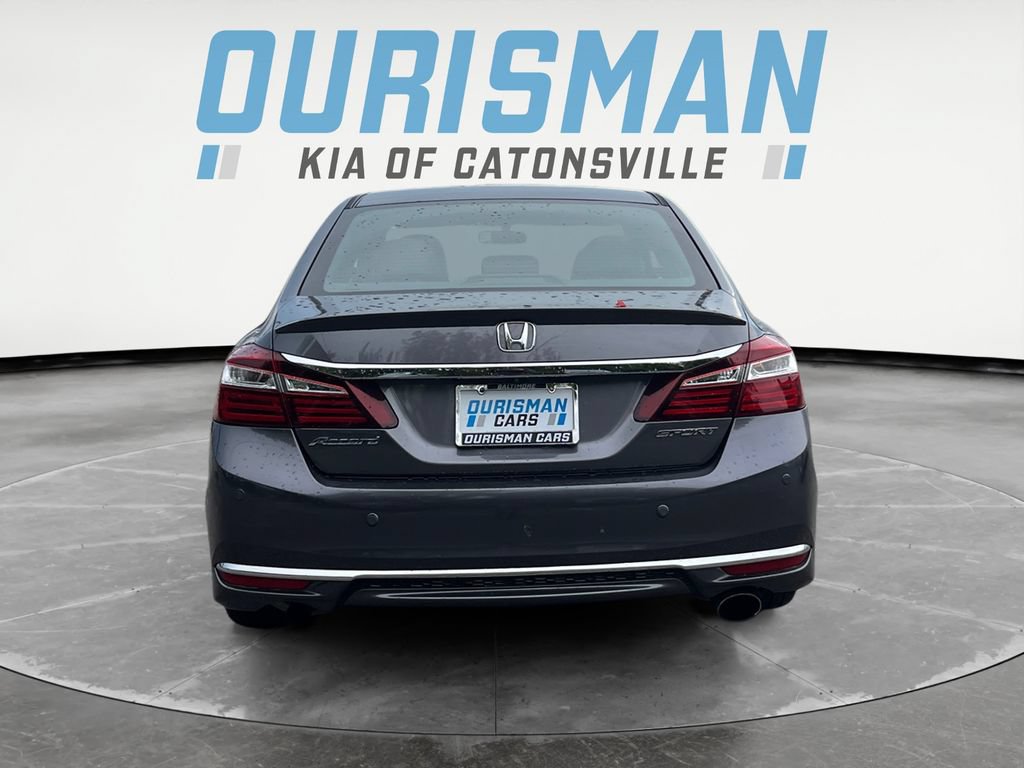 Used 2016 Honda Accord Sport image 5