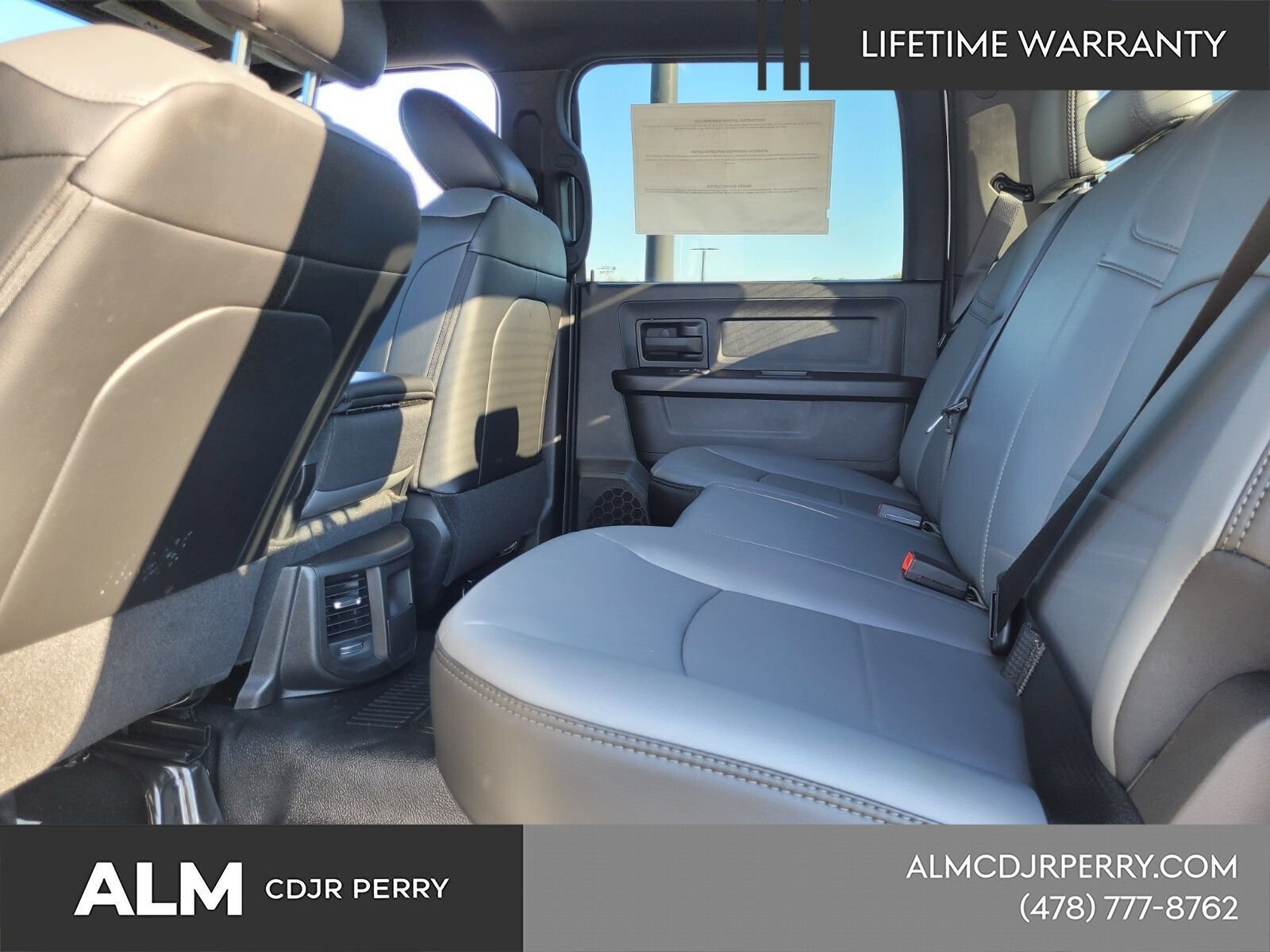 New 2025 RAM 4500 Tradesman w/ Safety Group AWD/4WD image 9