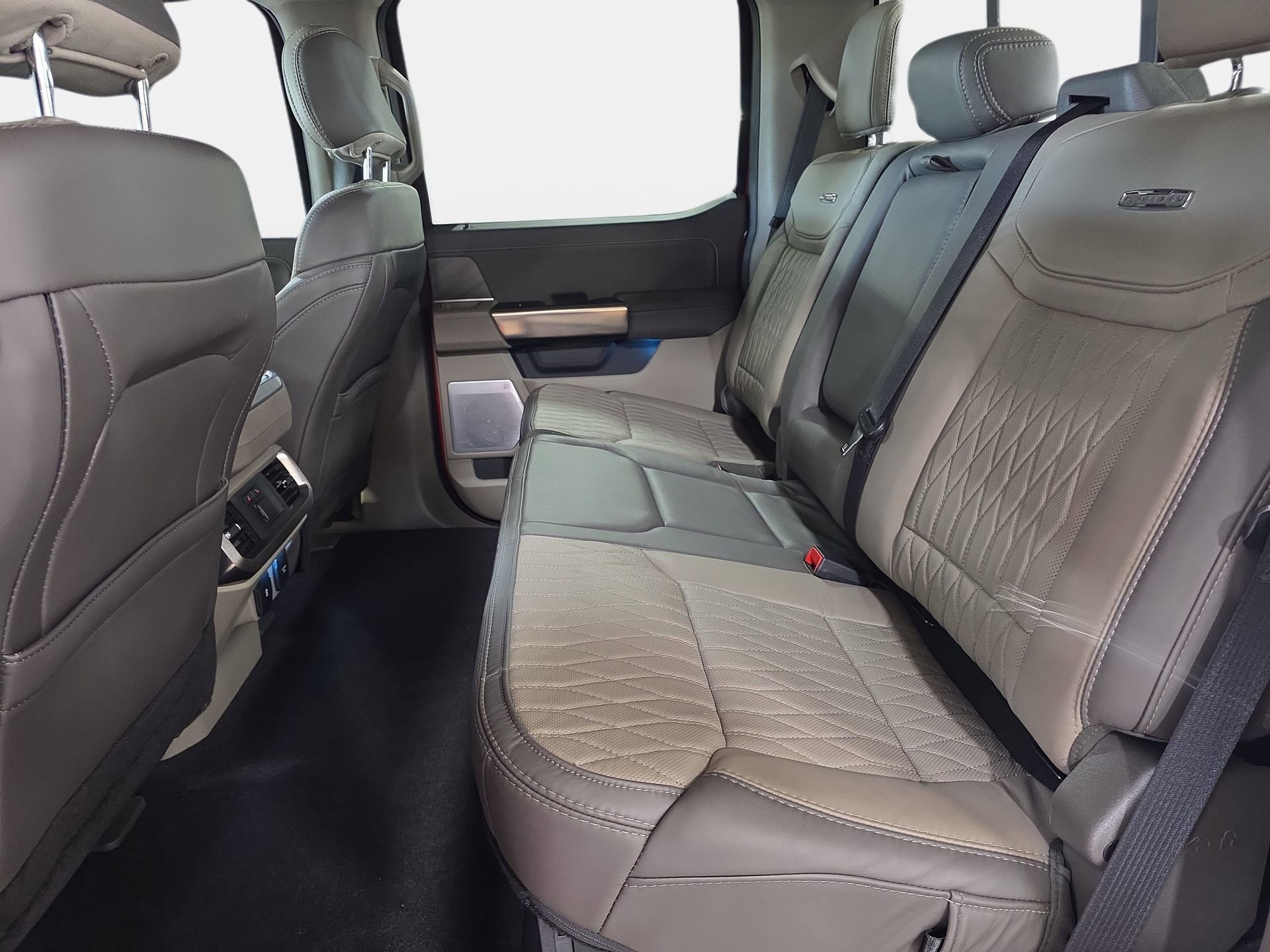 Used 2024 Ford F150 Platinum w/ Equipment Group 703A Plus image 13