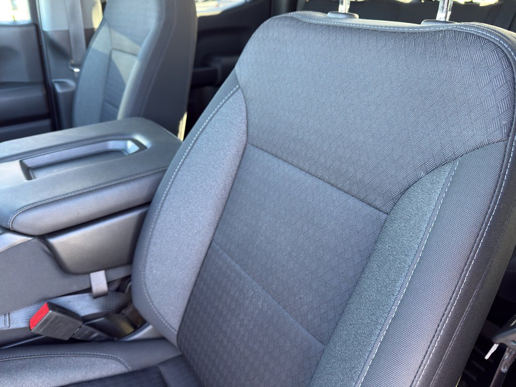 Used 2023 Chevrolet Silverado 1500 Custom image 14