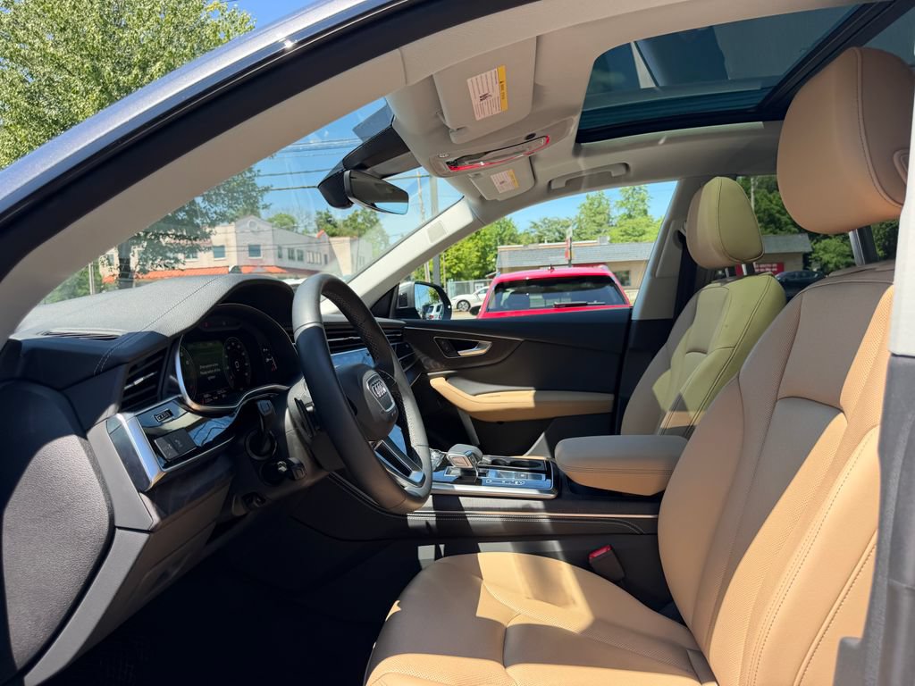 Used 2025 Audi Q8 Premium Plus w/ Premium Plus Package AWD/4WD image 13