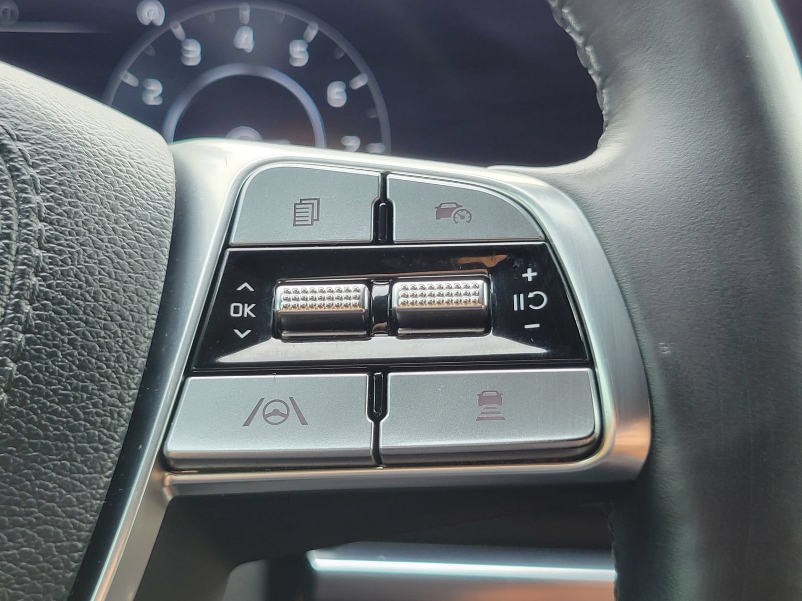 Certified 2024 Kia Telluride SX Prestige X-Line AWD/4WD image 19