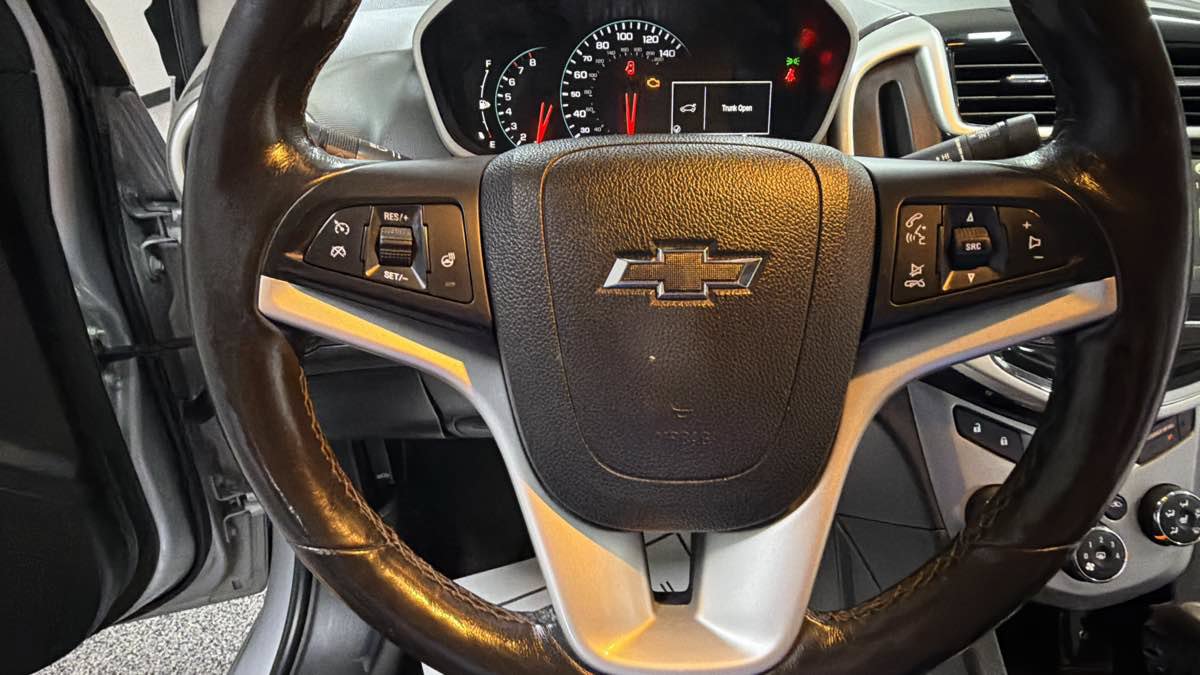 Used 2017 Chevrolet Sonic Premier FWD image 15