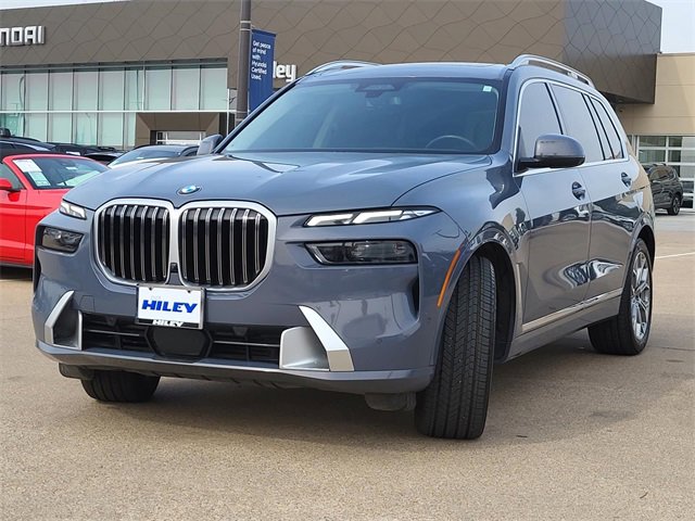 Used 2024 BMW X7 xDrive40i image 2