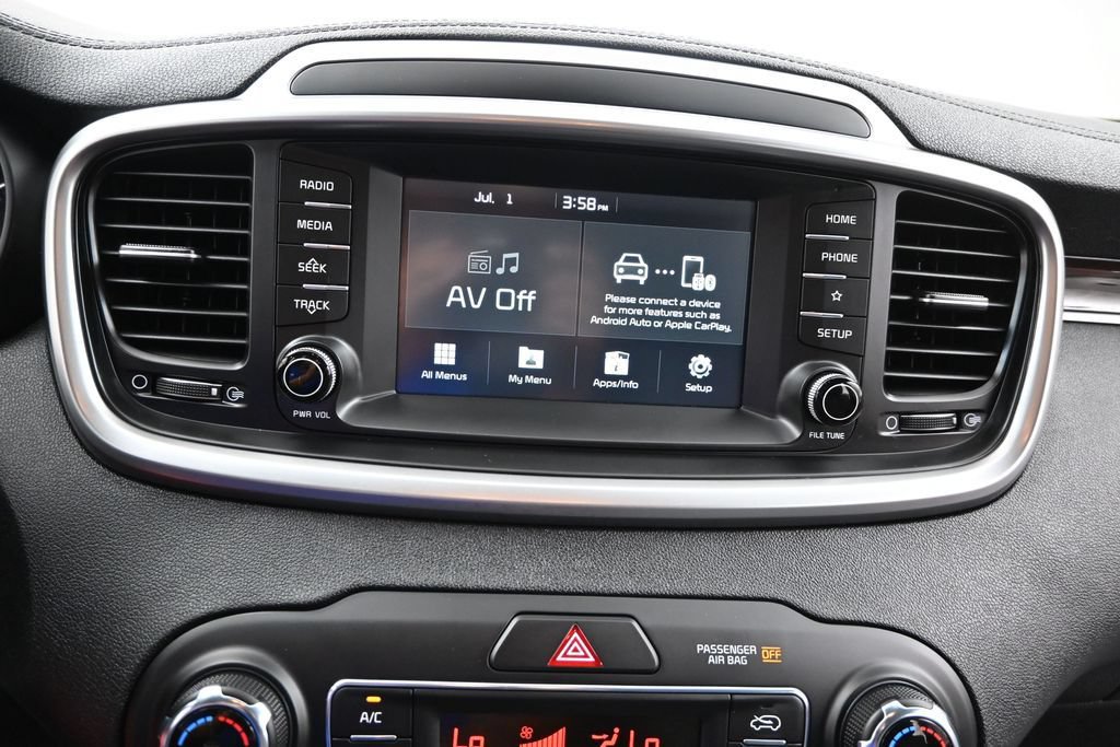 Used 2020 Kia Sorento LX w/ LX I4 Convenience Package AWD/4WD image 16