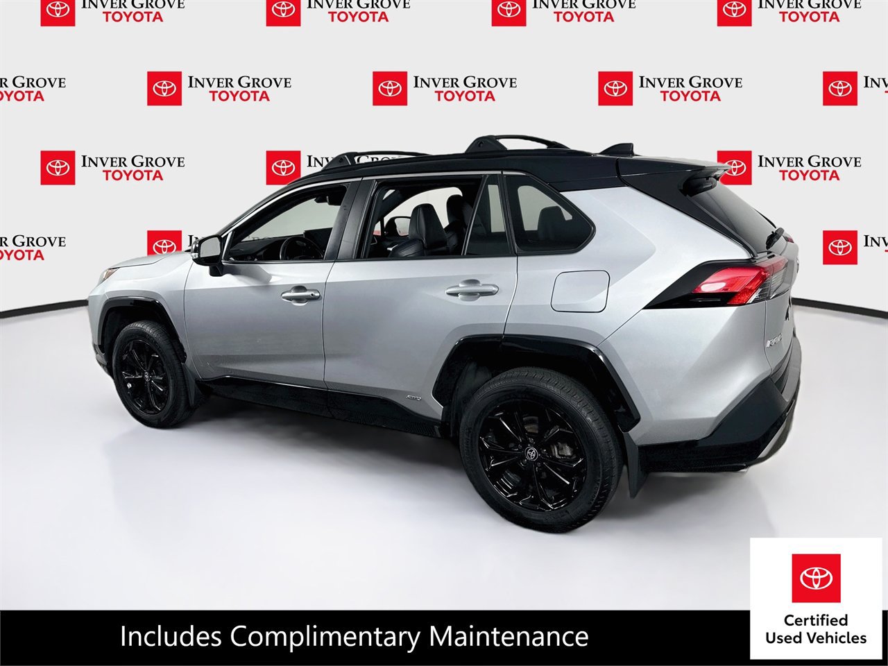 Certified 2024 Toyota RAV4 XSE w/ Advanced Technology Package AWD/4WD image 7