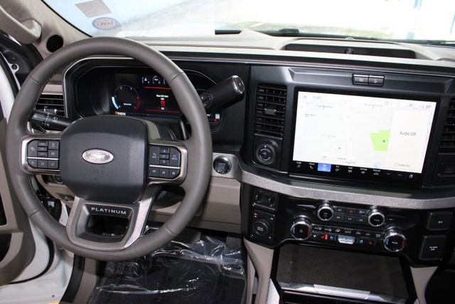 Used 2025 Ford F450 Platinum w/ Platinum Plus Package image 32