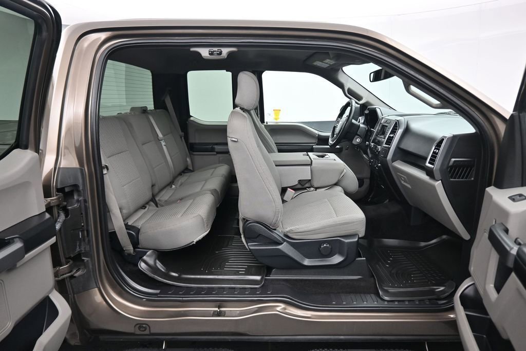 Used 2016 Ford F150 XLT w/ Equipment Group 301A Mid AWD/4WD image 37