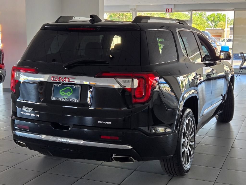 Certified 2023 GMC Acadia Denali w/ Denali Ultimate Package AWD/4WD image 12