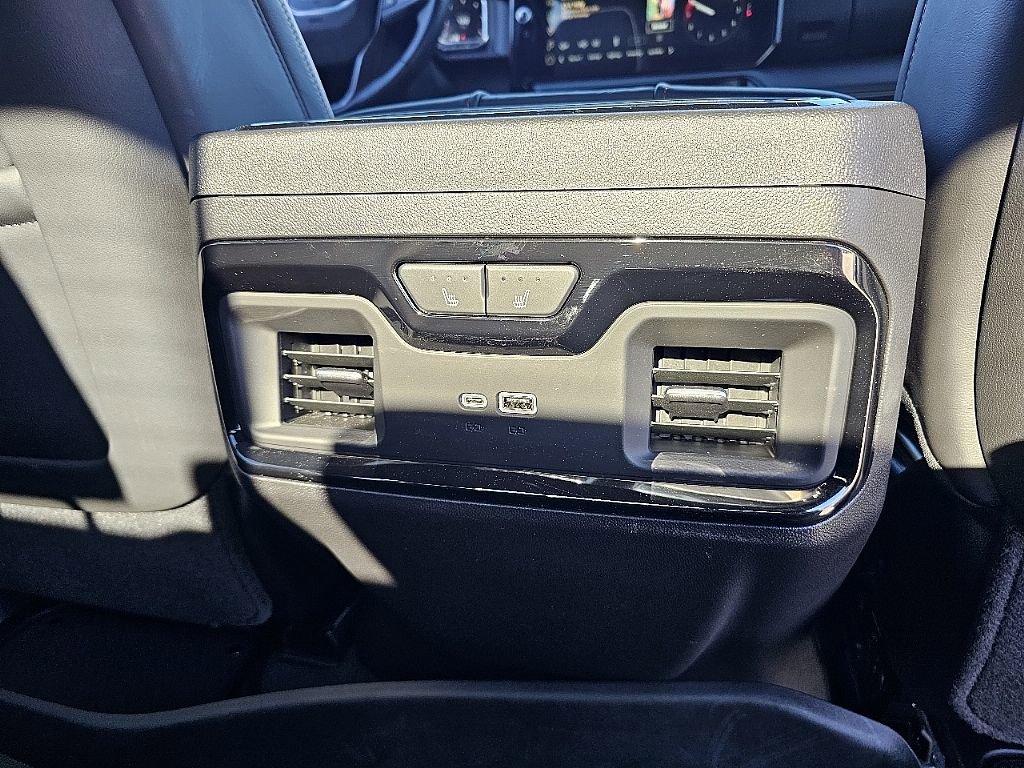 Used 2025 GMC Sierra 1500 AT4X image 24