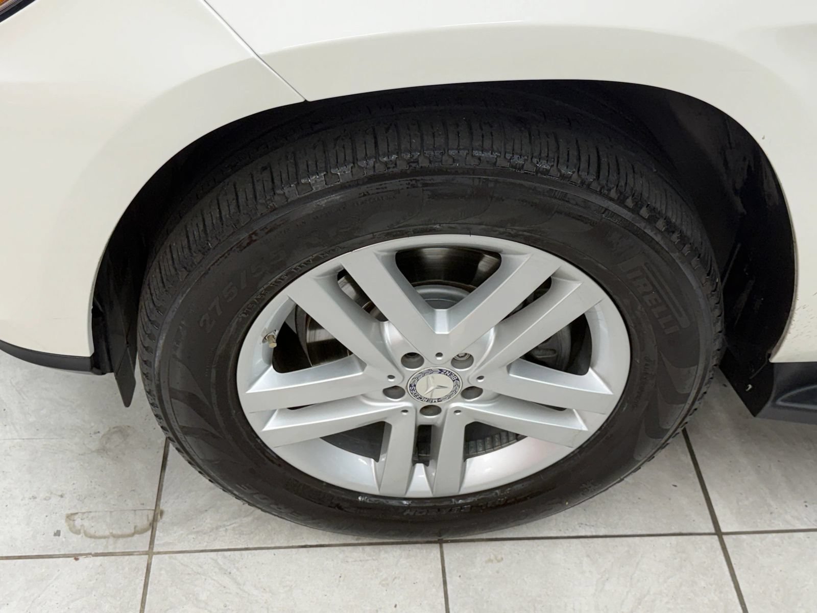 Used 2015 Mercedes-Benz GL 450 4MATIC w/ Lane Tracking Package image 35