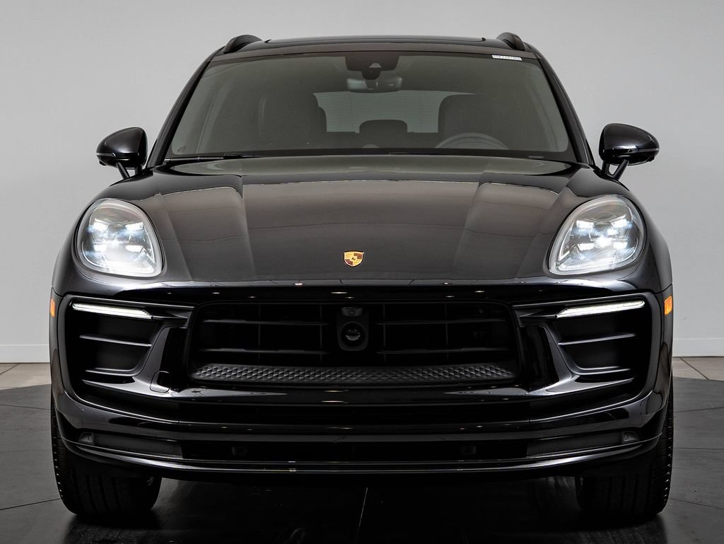 New 2026 Porsche Macan AWD/4WD image 11
