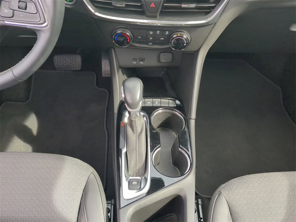 Used 2024 Buick Encore GX Preferred image 18