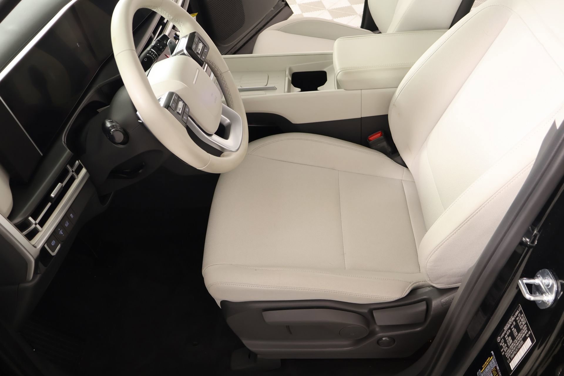 Certified 2026 Hyundai Santa Fe SE FWD image 10