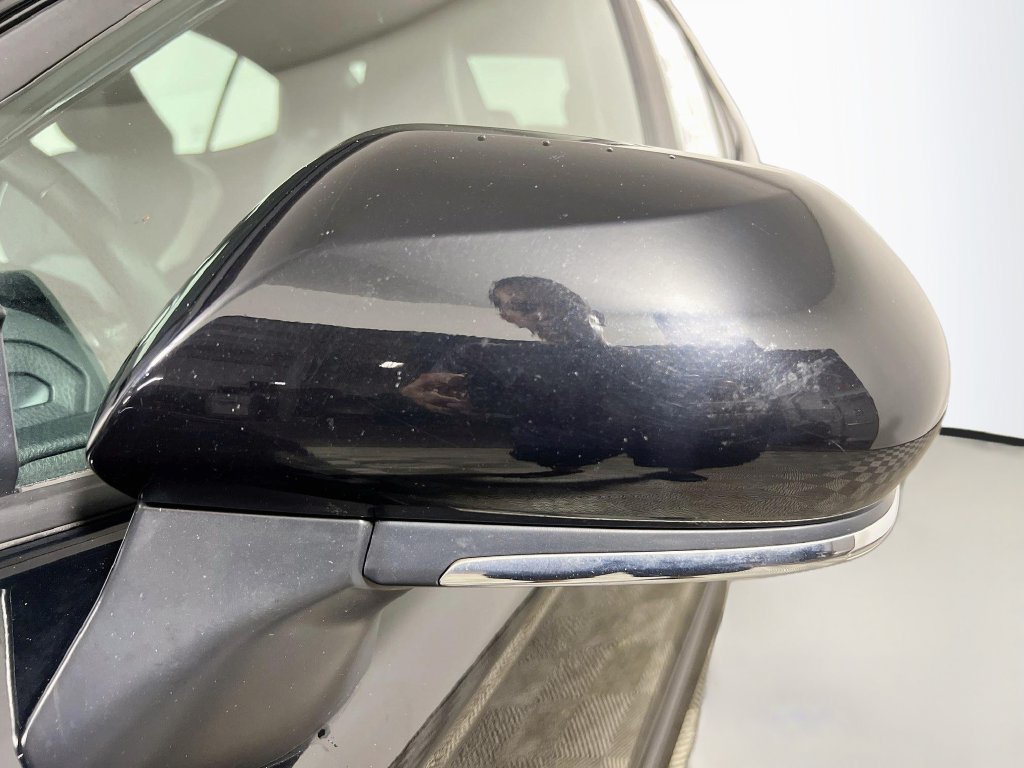 Used 2025 Toyota Camry SE FWD image 10