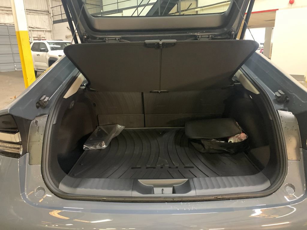 New 2026 Toyota Prius Plug-In Hybrid image 17