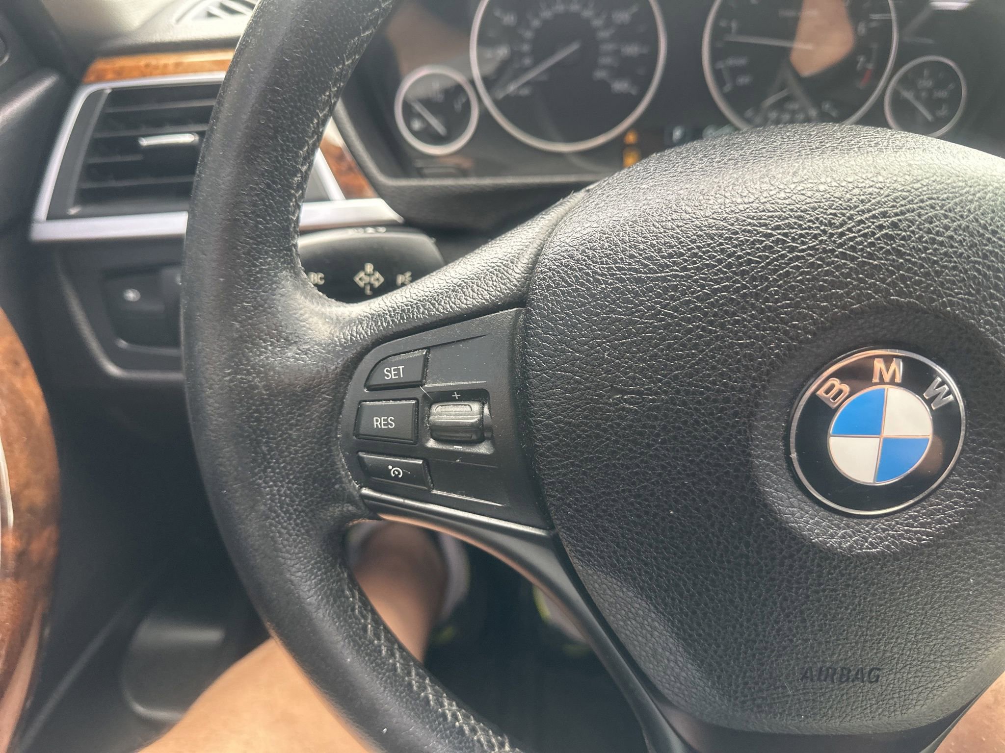 Used 2016 BMW 320i xDrive Sedan AWD/4WD image 20