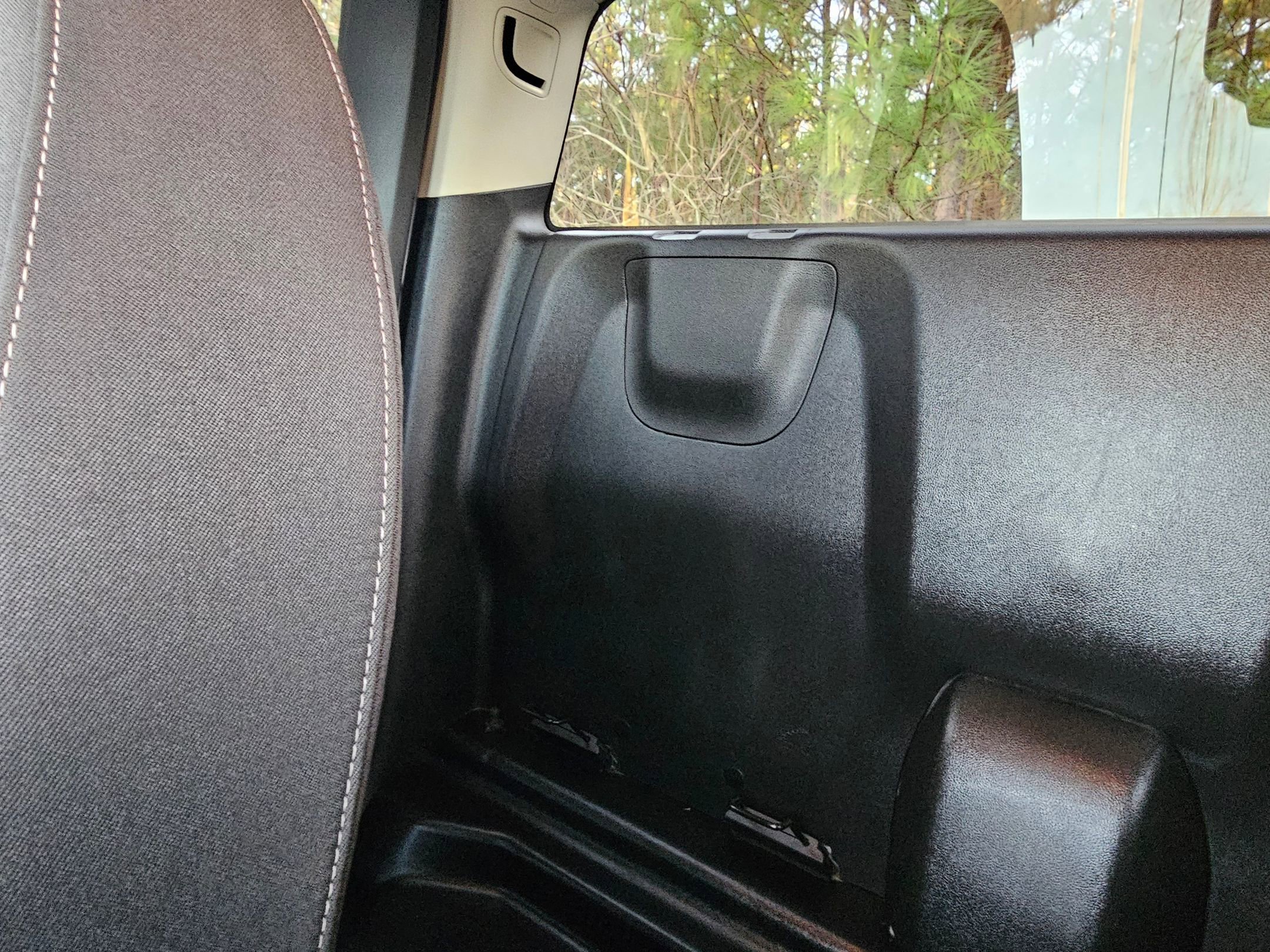 Used 2022 Chevrolet Colorado LT w/ Fleet Safety Package image 23