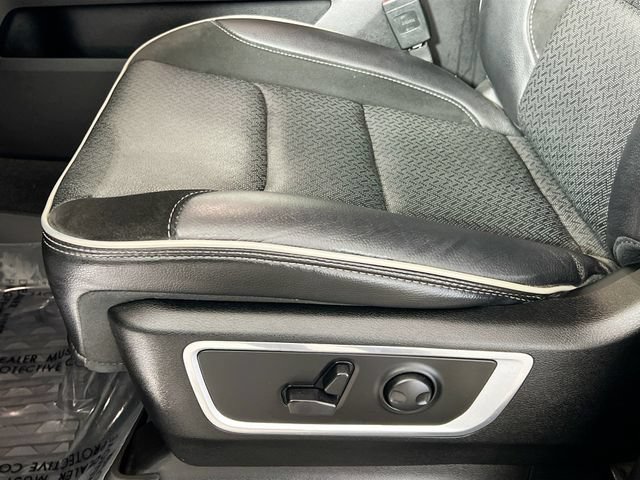 Used 2023 RAM 1500 Laramie AWD/4WD image 25