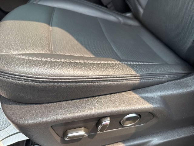 Used 2025 GMC Sierra 2500 Denali w/ Technology Package image 17