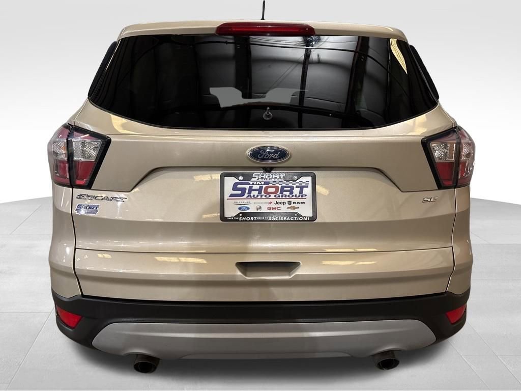 Used 2018 Ford Escape SE AWD/4WD image 4