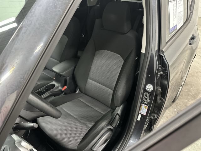 Used 2021 Kia Soul LX FWD image 12