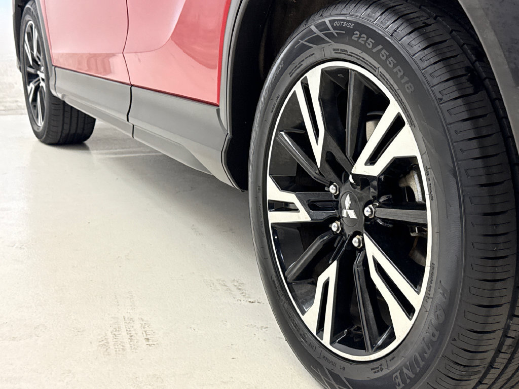 Used 2024 Mitsubishi Eclipse Cross SE AWD/4WD image 11