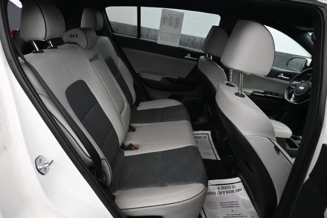 Used 2019 Kia Sportage EX w/ EX Sport Appearance Package AWD/4WD image 9