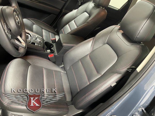 Used 2025 MAZDA CX-5 Carbon Edition image 12