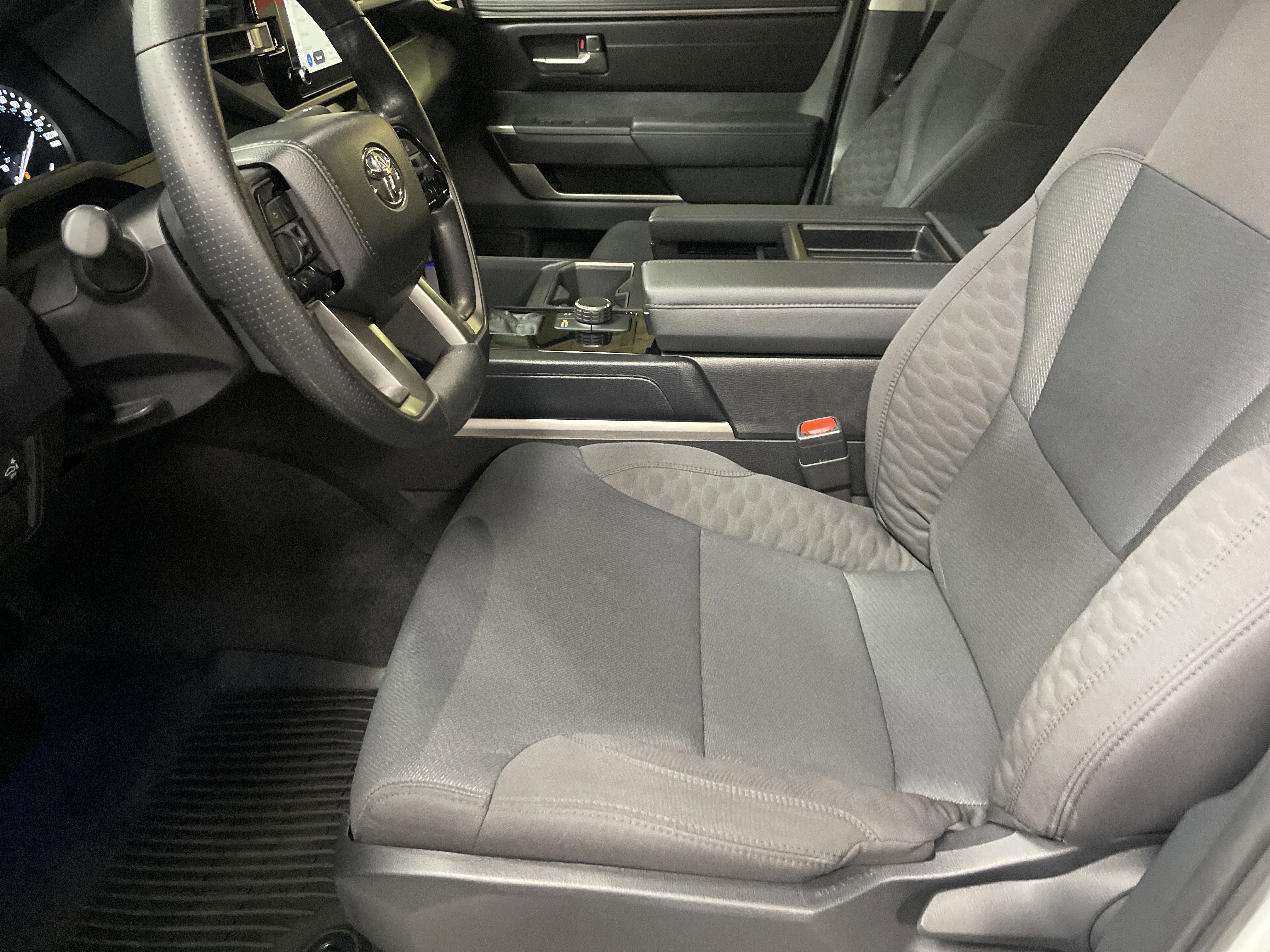 Used 2024 Toyota Tundra SR5 w/ SR5 Convenience Package RWD image 16